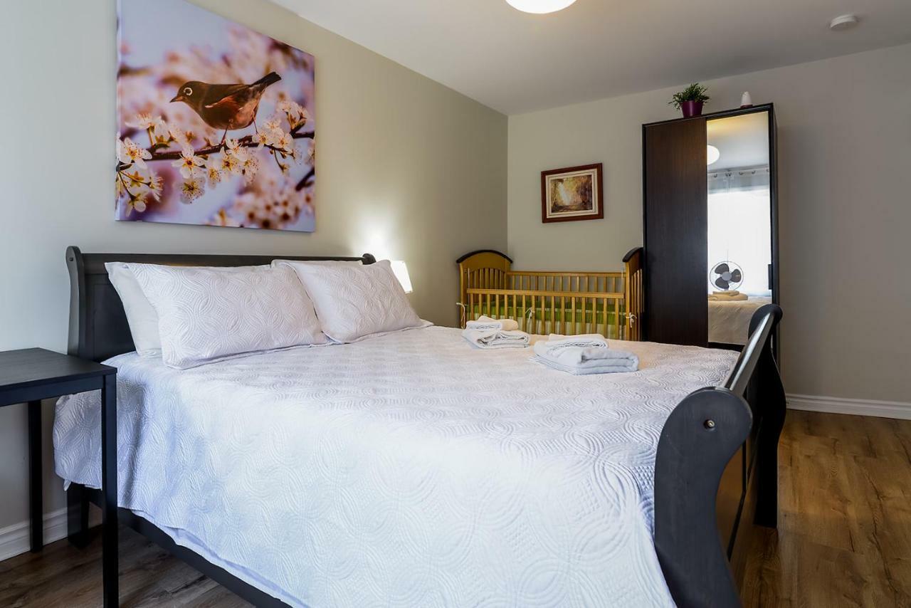 2314 Rue Duff Court Lägenhet Montréal Exteriör bild