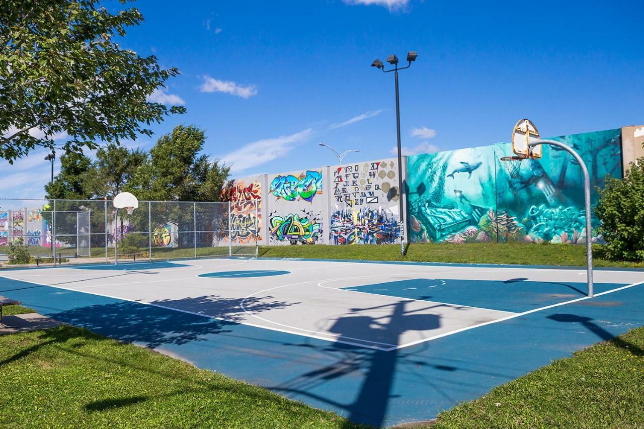 2314 Rue Duff Court Lägenhet Montréal Exteriör bild